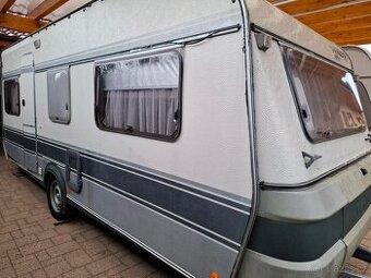 Fendt 530 - poschodová posteľ