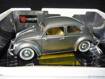 Volkswagen Beetle VW Brouk 1995 Bburago 1/18