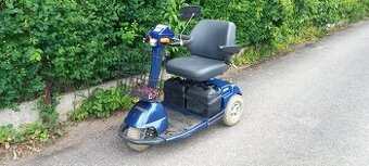 Invalidní tříkolka