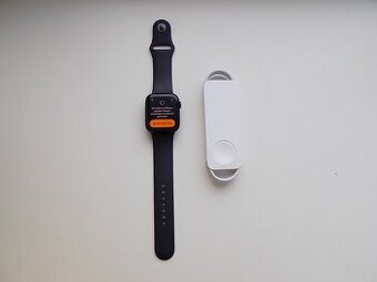  APPLE Watch Series 8 45mm Midnight - ZÁRUKA - TOP STAV - 1