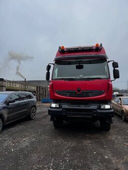 Renault Kerax 6x4 Lesovůz