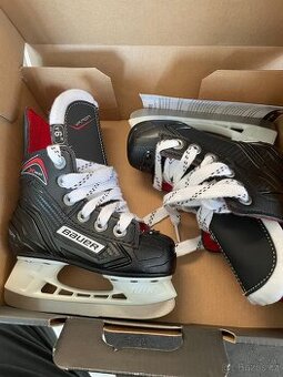 NOVÉ Dětské hokejové brusle Bauer vapor x300