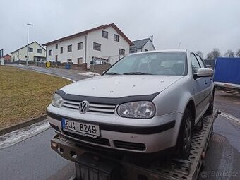 VOLKSWAGEN GOLF 1.9SDI 50KW r.v.2000 - 1