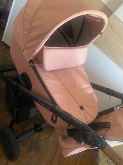 Kočárek značka bass next