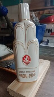 starožitná porcelánová karafa Becher / Becherovka