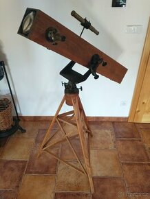 Starožitný hvězdářský dalekohled