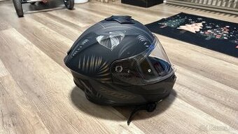 Helma na motorku NOX