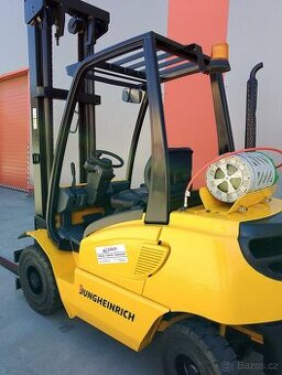 Vysokozdvižný vozík Jungheinrich TFG25 BK - 1