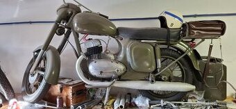 Jawa 350/360 voják rok 1969 najeto 9tkm.