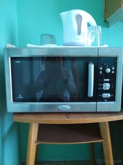 Mikrovlnná trouba Whirlpool