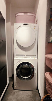 Inteligentní sušička Miele T7744C
