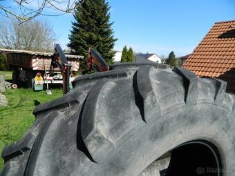 pneu 520/70 r38