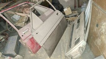 Ford fiesta mk1 dveře 3x