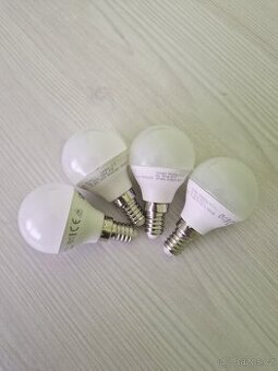 6W LED žárovka Solight