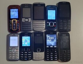 Mobilní telefony Nokia 10 ks