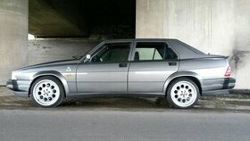 Koupím karoserii alfa romeo 75