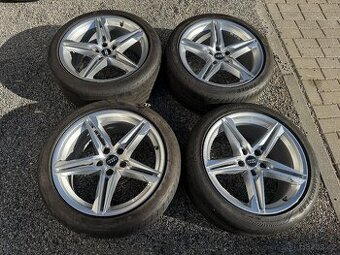 Originál ALU kola Audi A4 / A5 b9 pneu Goodyear
