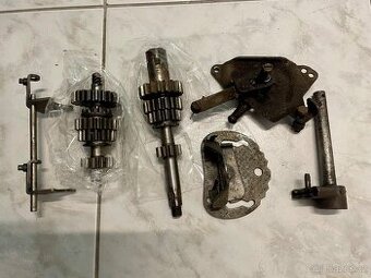 Díly motoru Jawa 250/350