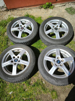4x alu (5x114,3) zimní pneu 205/55 r16 (5,5-6 mm)