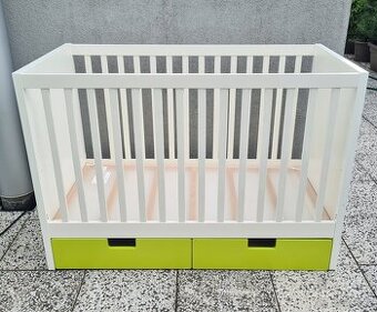 Dětská postýlka IKEA STUVA se zásuvkami včetně matra