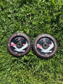 Kolečka Striker Bgseakk Magnetit 110 mm – Black