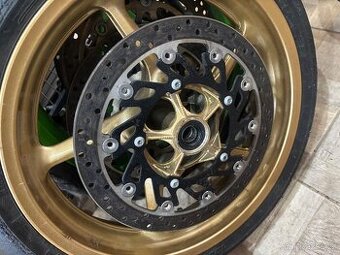 Kotouce na Yamaha R1 09-14 - 1