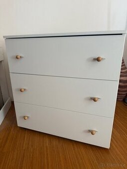 Komoda / přebalovací pult