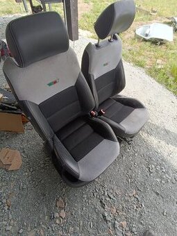 Sedačky, autosedačky Škoda Octavia 2 RS