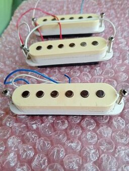 Snímače Stratocaster 70 roky s kytary Maya -Made in Japan