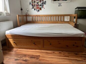Rozkládací postel HEMNES ikea