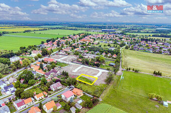 Prodej pozemku k bydlení, 725 m2, ve Vrbové Lhotě - 1