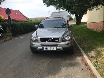 Přenechám Volvo xc90 4,4i V8 r-disign 2009