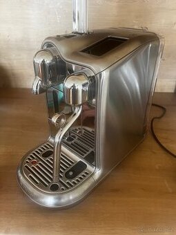 Kávovar Nespresso Creatista Pro