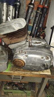 Motor čz 175/477