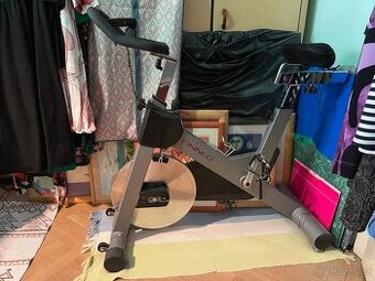 Finnlo spiningové kolo