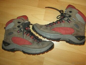 Dámské outdoorové boty Lowa GORE-TEX vel. 39,5, (6,0)