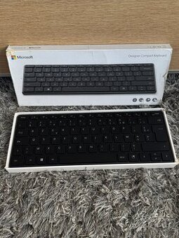 Bezdrátova klávesnice Microsoft