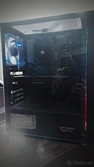 Herní počítač Asus