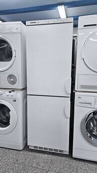 Lednice s mrazákem LIEBHERR, kombinovaná, výška 167
