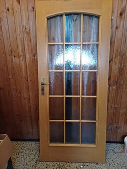 Prodám interiérové,dyhovane dveře