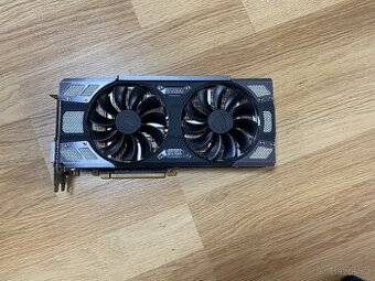 GTX 1080 EVGA TOP STAV