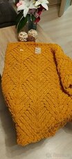 Ručně pletená deka- hořčicová - Na objednání