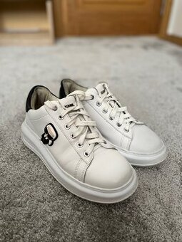 Bílé tenisky KARL LAGERFELD, velikost: 39