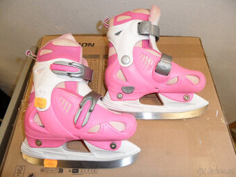 dívčí růžové brusle vel. 30-33