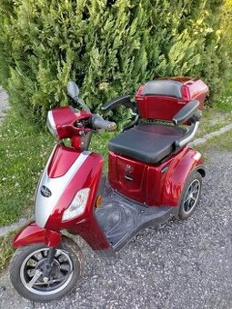 Skútr Rolektro E-Trike 25 V.2