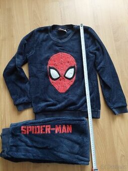 Detske teple pyzamo Spiderman plysove