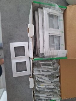 UNICA MGU400418 2-rámeček