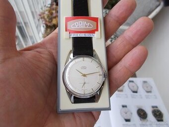 Trezorovky nenošene hodinky prim traktor rok 1960 funkcni