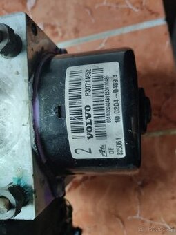 Pumpa ABS Volvo V70 II P30714952