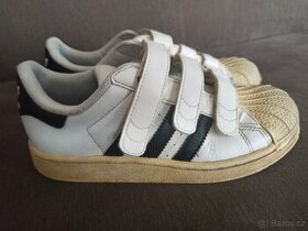 Bílé boty Adidas SuperStar 33
